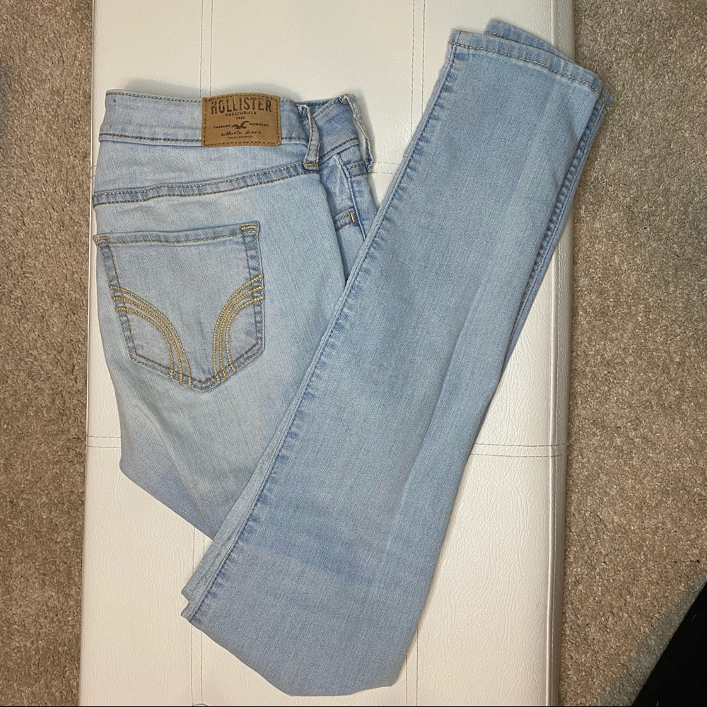 Hollister super skinny low rise jeans